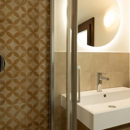 Apartment Mansarda Mella By Wonderful Italy Bellagio